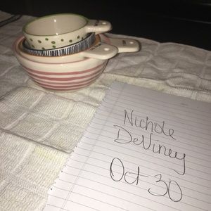 Rae Dunn measuring cups